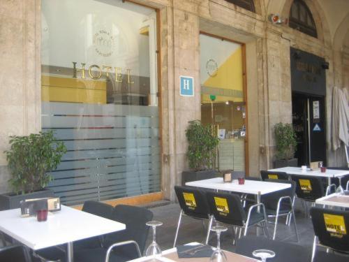 Roma Reial Hotel Barcelona Exterior foto