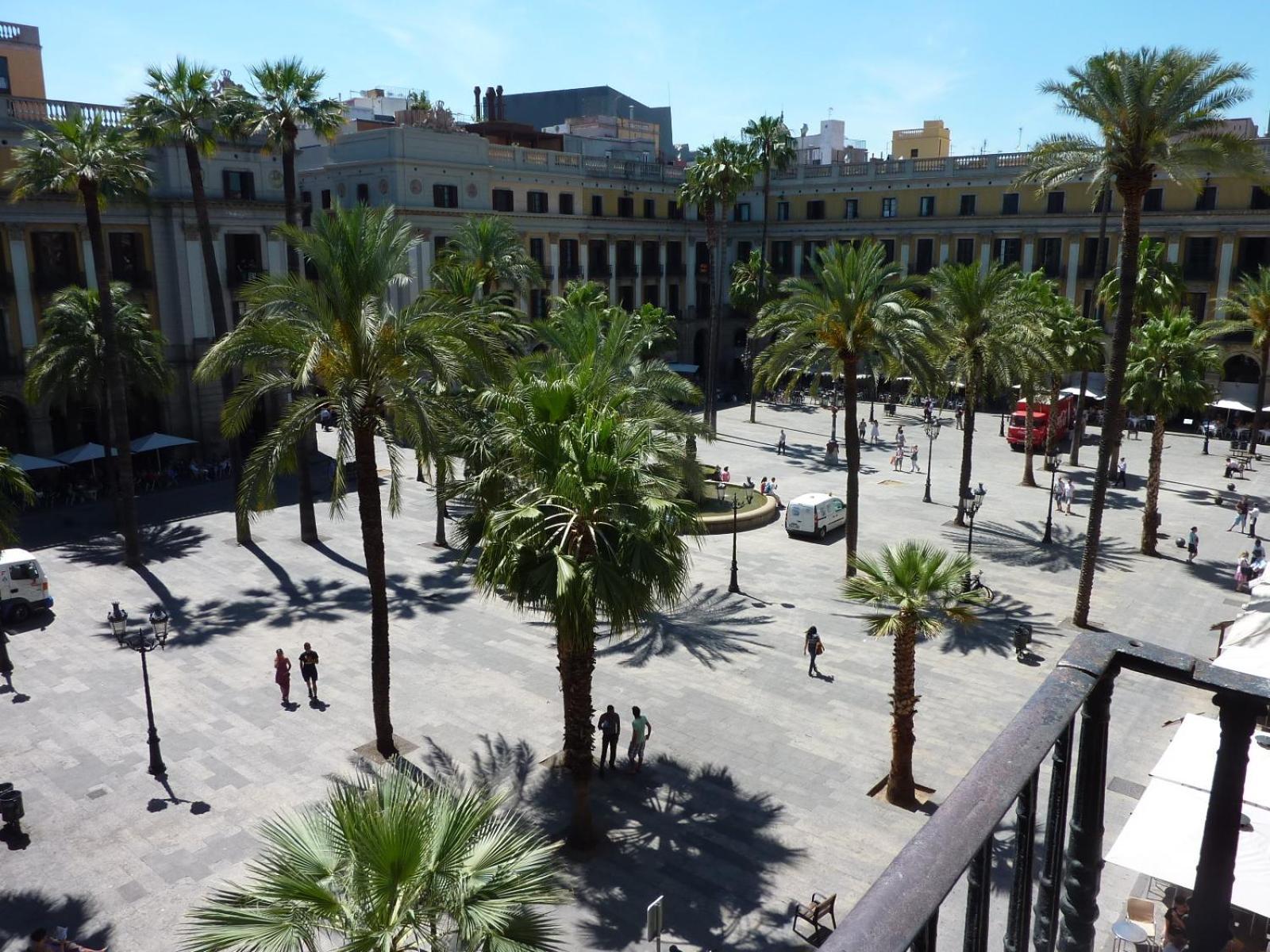 Roma Reial Hotel Barcelona Exterior foto