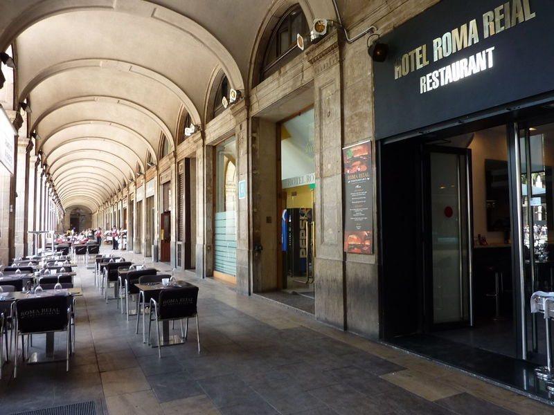 Roma Reial Hotel Barcelona Exterior foto